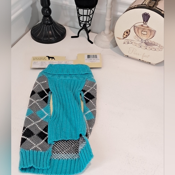 5 Piece Dog Clothes Set Size XS/S NWT & NWOT - Picture 11 of 16